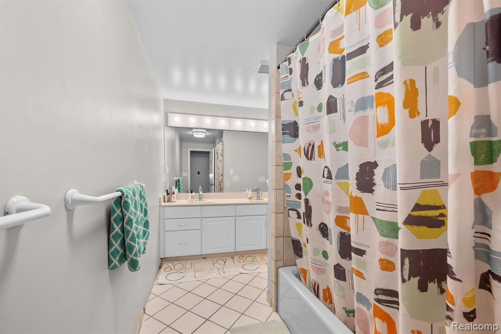 601 S LAFAYETTE Street, Dearborn, MI 48124 — Photo 44
