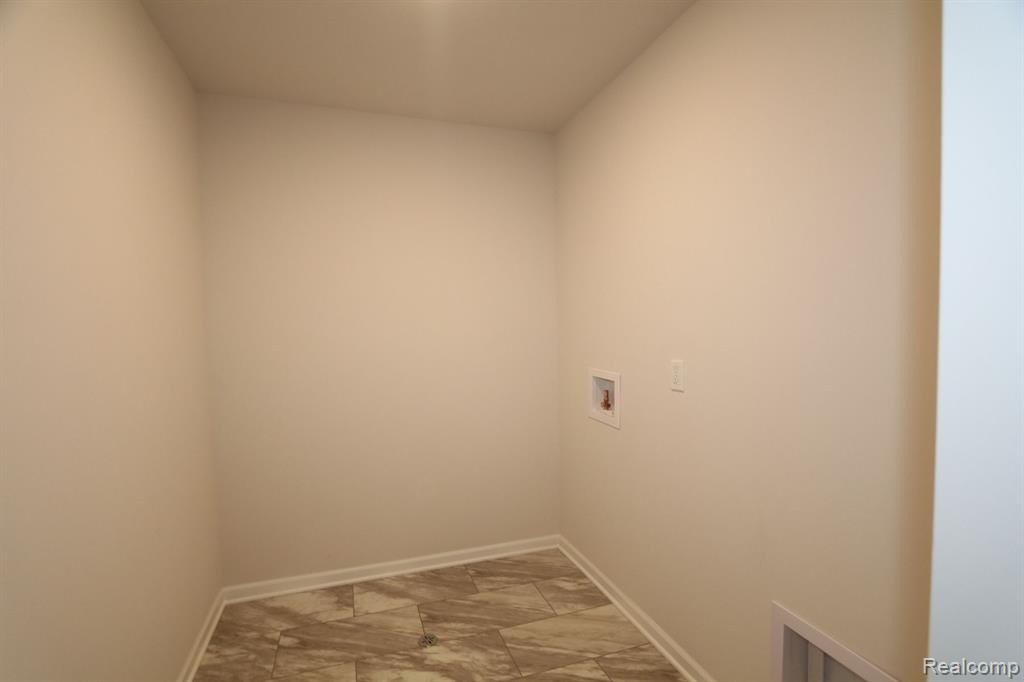 8569 GROVE Street, Washington, MI — Photo 22