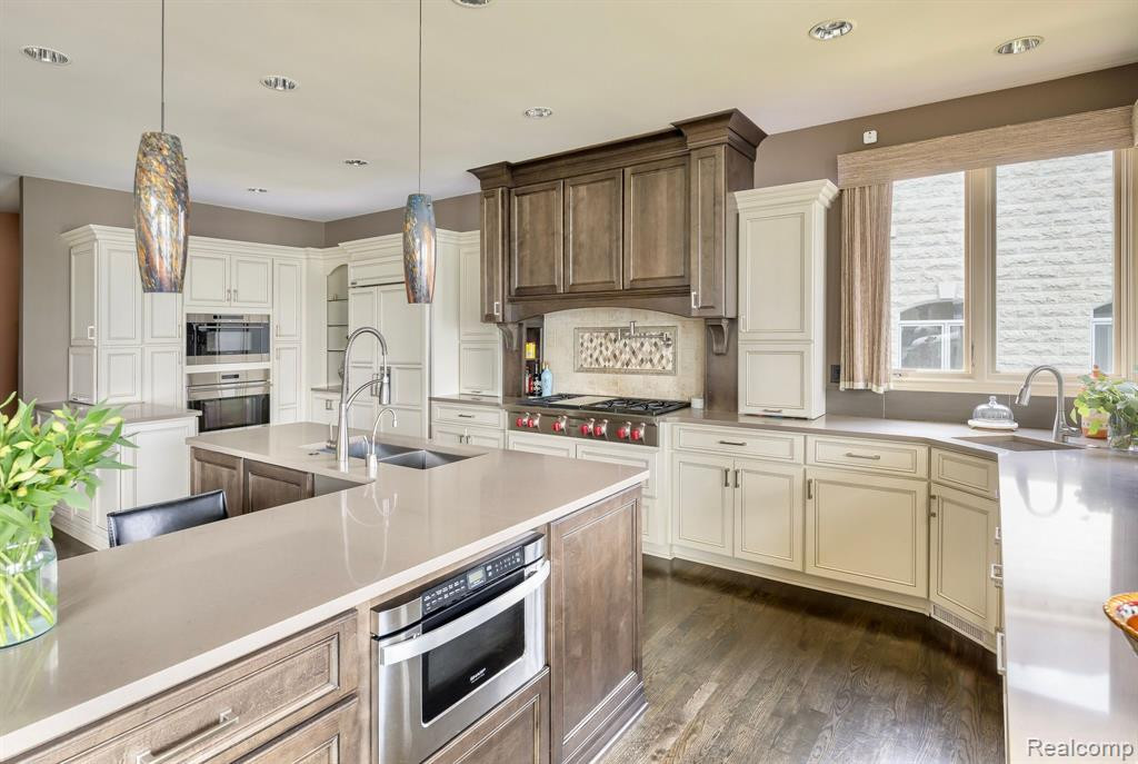 2972 Orchard Place, Orchard Lake Village, MI 48324 — Photo 10