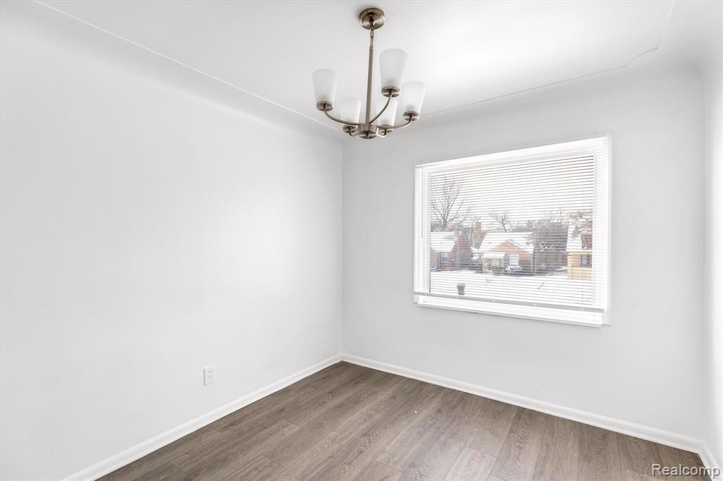 5232 CHALMERS Street, Detroit, MI 48213 — Photo 10