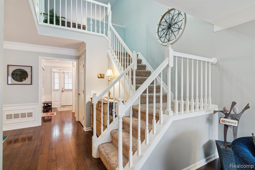 16284 COUNTRY KNOLL Drive, Northville, MI 48168 — Photo 6