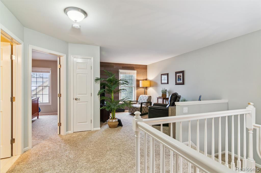 16284 COUNTRY KNOLL Drive, Northville, MI 48168 — Photo 27