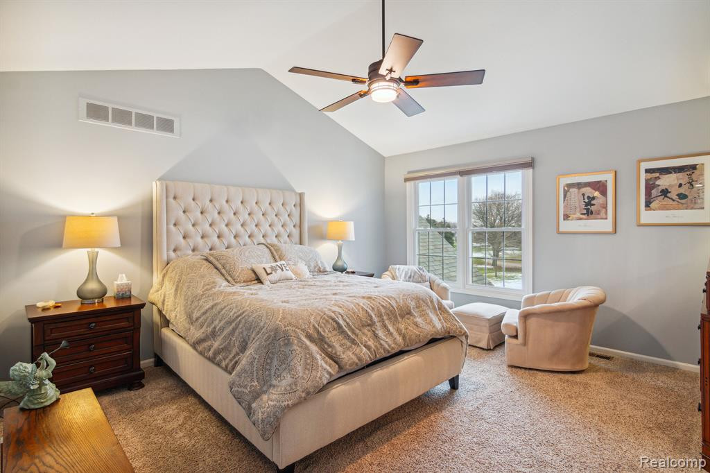 16284 COUNTRY KNOLL Drive, Northville, MI 48168 — Photo 32
