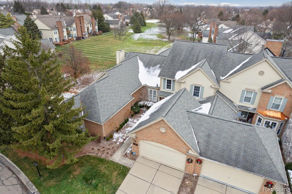 16284 COUNTRY KNOLL Drive, Northville, MI 48168 — Photo 51