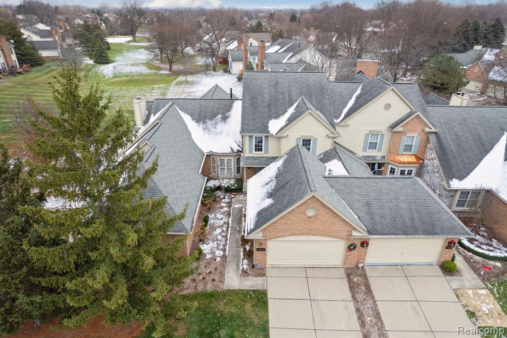 16284 COUNTRY KNOLL Drive, Northville, MI 48168 — Photo 52