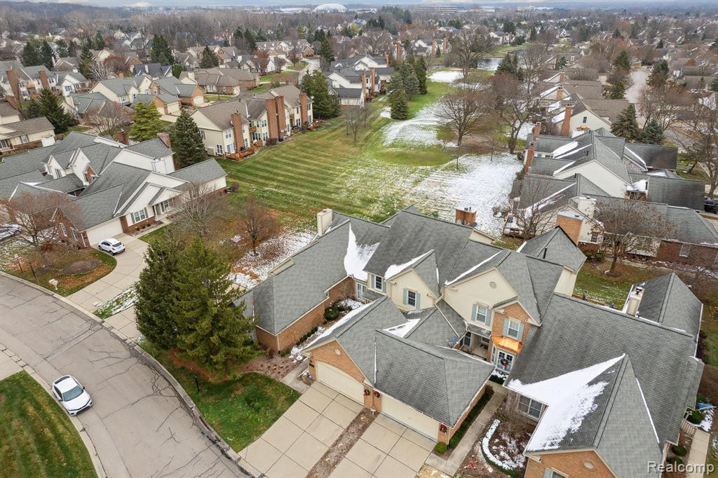 16284 COUNTRY KNOLL Drive, Northville, MI 48168 — Photo 56