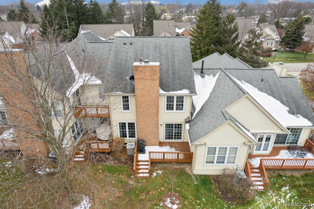 16284 COUNTRY KNOLL Drive, Northville, MI 48168 — Photo 72