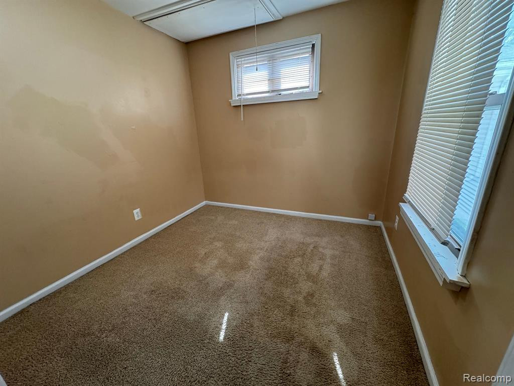 5839 HAZEL Street, Taylor, MI 48180 — Photo 5