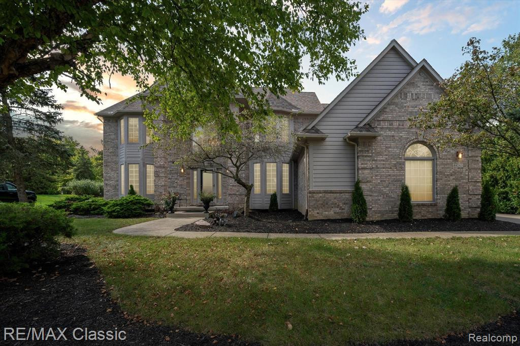 44243 DEEP HOLLOW Circle, Northville, MI 48168 — Photo 3