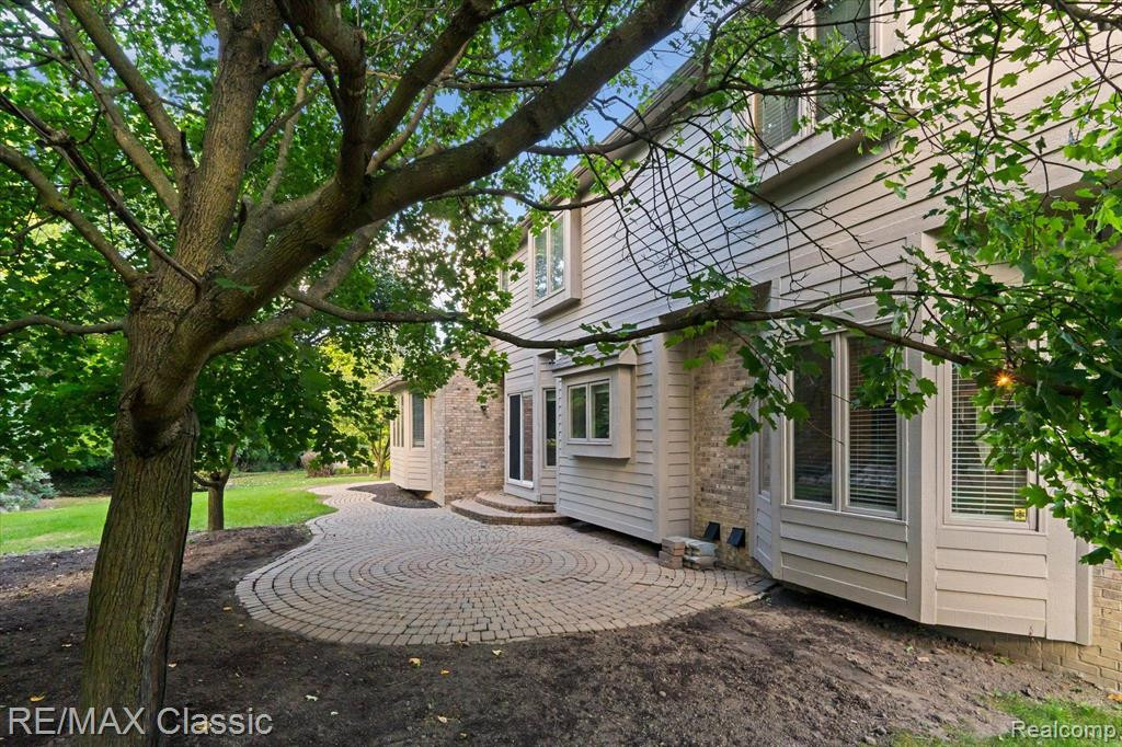 44243 DEEP HOLLOW Circle, Northville, MI 48168 — Photo 16