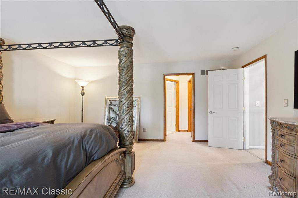 44243 DEEP HOLLOW Circle, Northville, MI 48168 — Photo 24