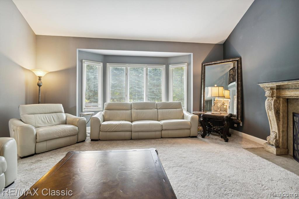44243 DEEP HOLLOW Circle, Northville, MI 48168 — Photo 43