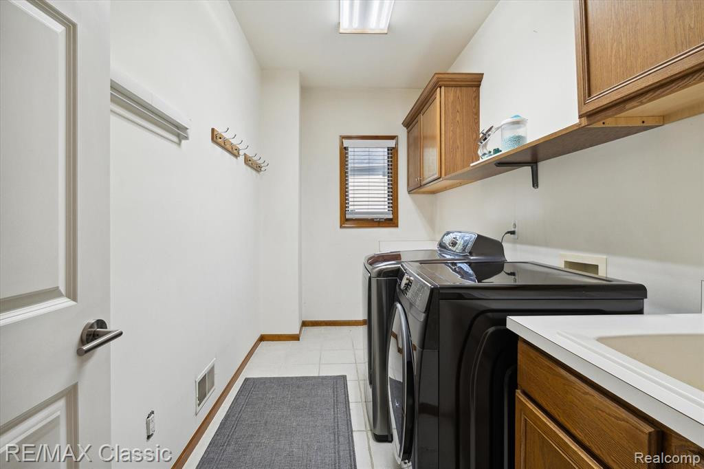 44243 DEEP HOLLOW Circle, Northville, MI 48168 — Photo 50