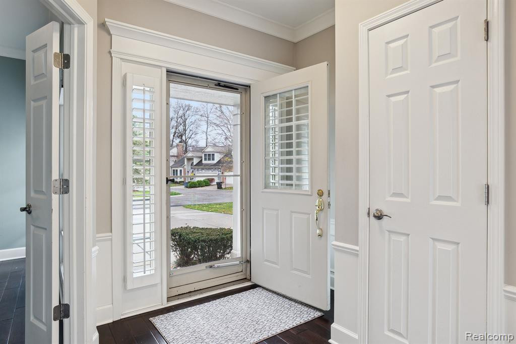 39714 SOUTHWIND Lane, Northville, MI 48168 — Photo 4