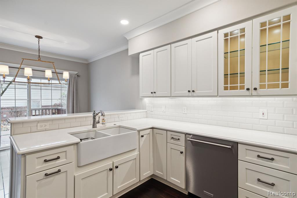 39714 SOUTHWIND Lane, Northville, MI 48168 — Photo 16