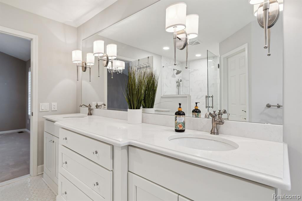 39714 SOUTHWIND Lane, Northville, MI 48168 — Photo 23