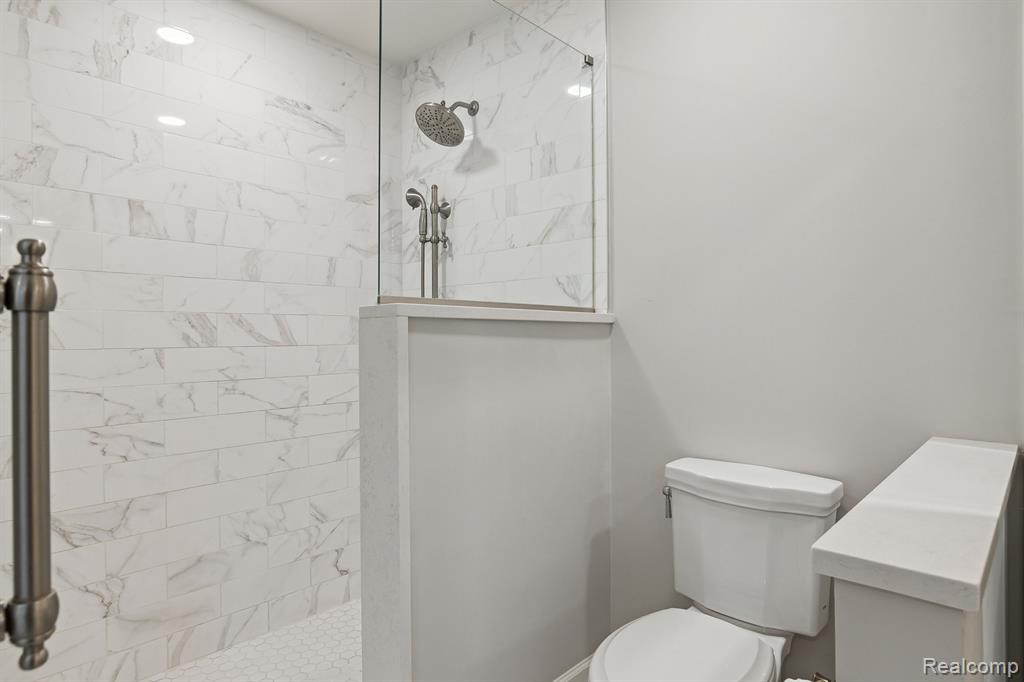 39714 SOUTHWIND Lane, Northville, MI 48168 — Photo 24