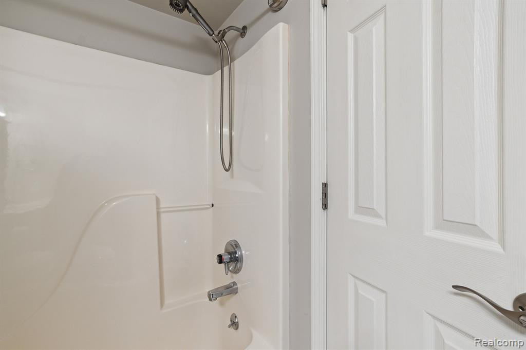 39714 SOUTHWIND Lane, Northville, MI 48168 — Photo 31