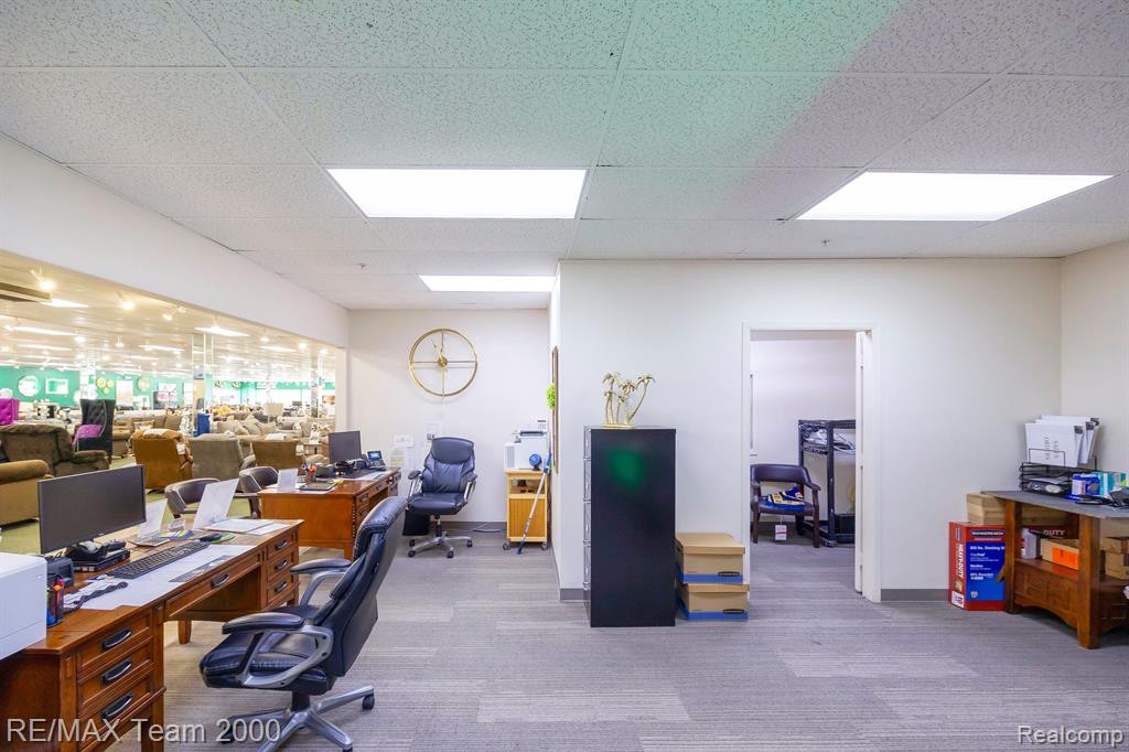 8830 TELEGRAPH Road, Taylor, MI — Photo 12