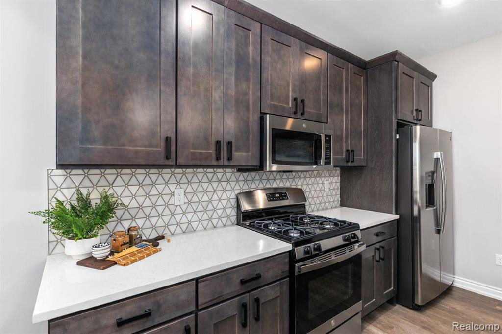 5847 Windword Drive, Brighton, MI 48116 — Photo 14
