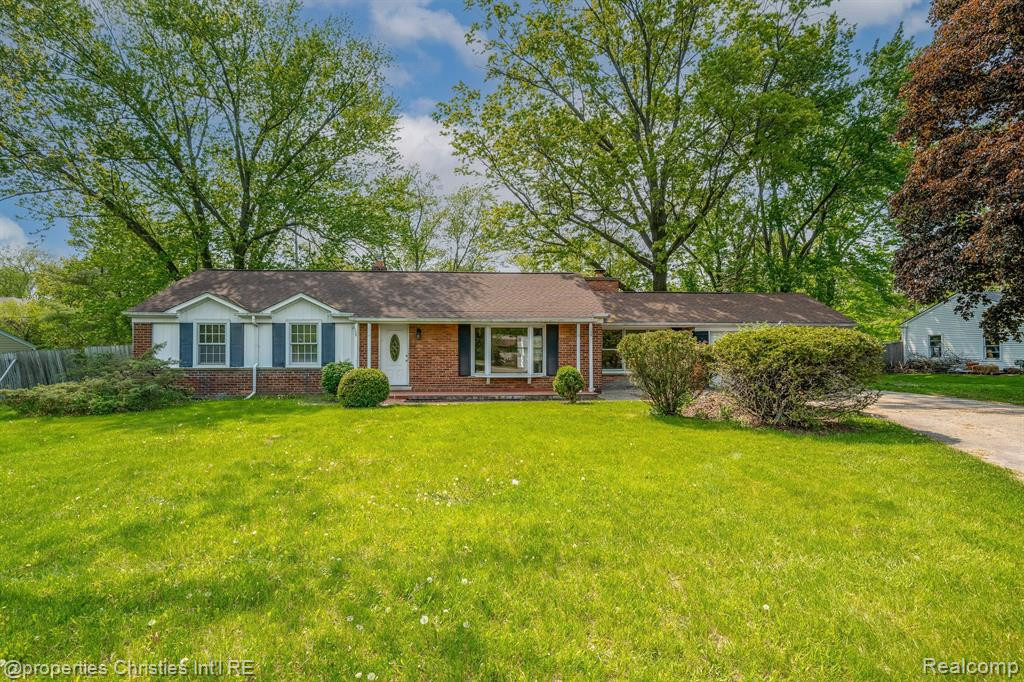 6600 INKSTER Road, West Bloomfield, MI — front exterior