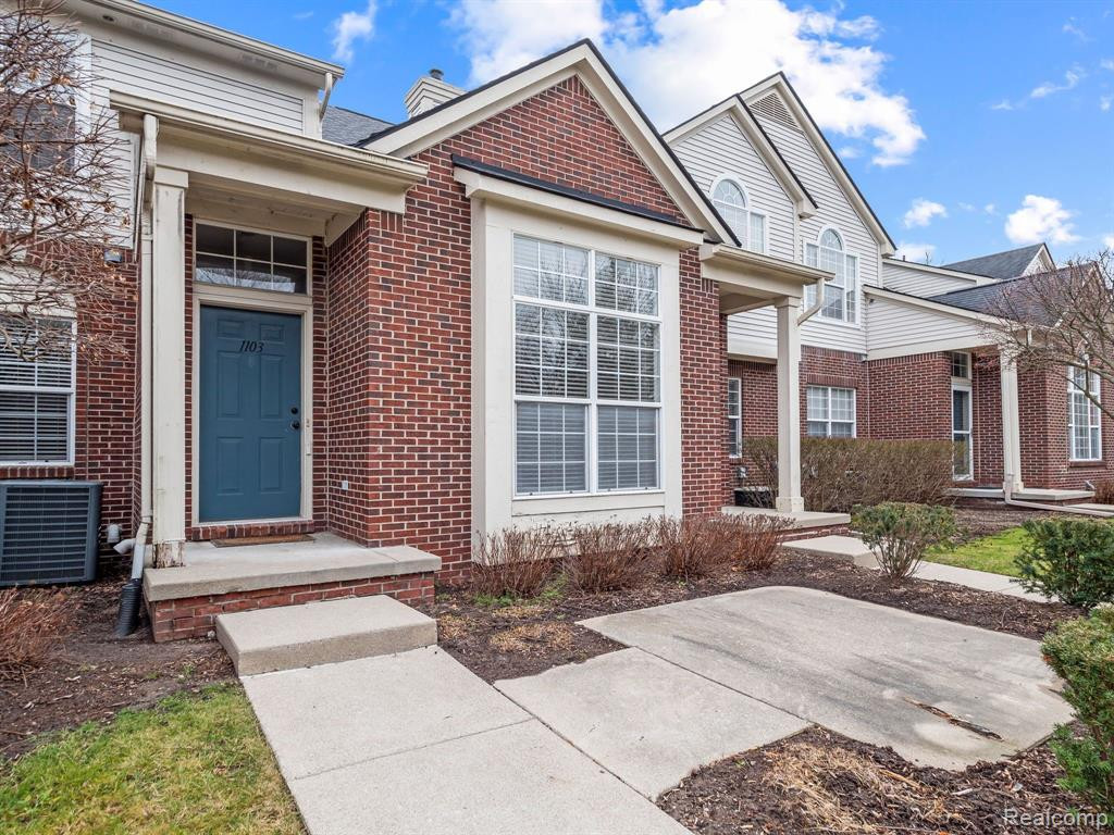 1103 S ABIGAIL E, Walled Lake, MI 48390 — Photo 22