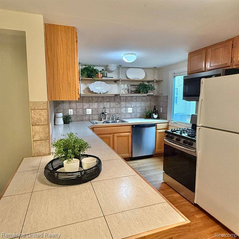 1667 FULMER Street, Ann Arbor, MI 48103 — Photo 8