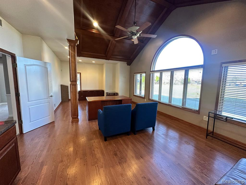 42477 GARFIELD Road, Clinton Twp, MI 48038 — Photo 5
