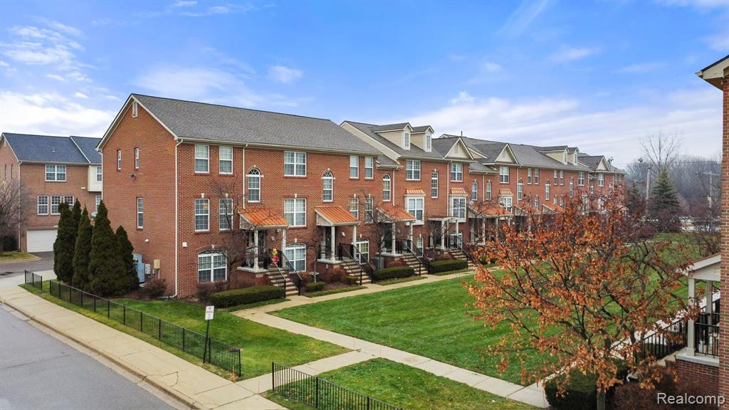 25447 SAINT JAMES, Southfield, MI 48075 — Photo 2