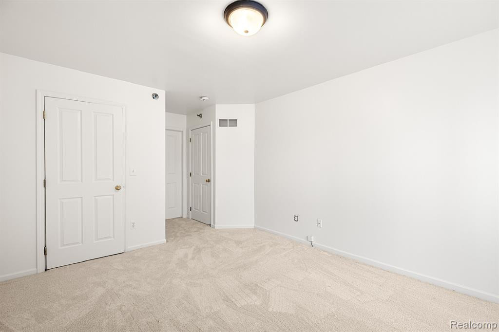25447 SAINT JAMES, Southfield, MI 48075 — Photo 15