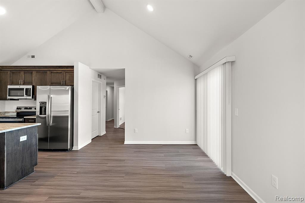 8340 HEYWOOD Circle, Sterling Heights, MI 48312 — Photo 22