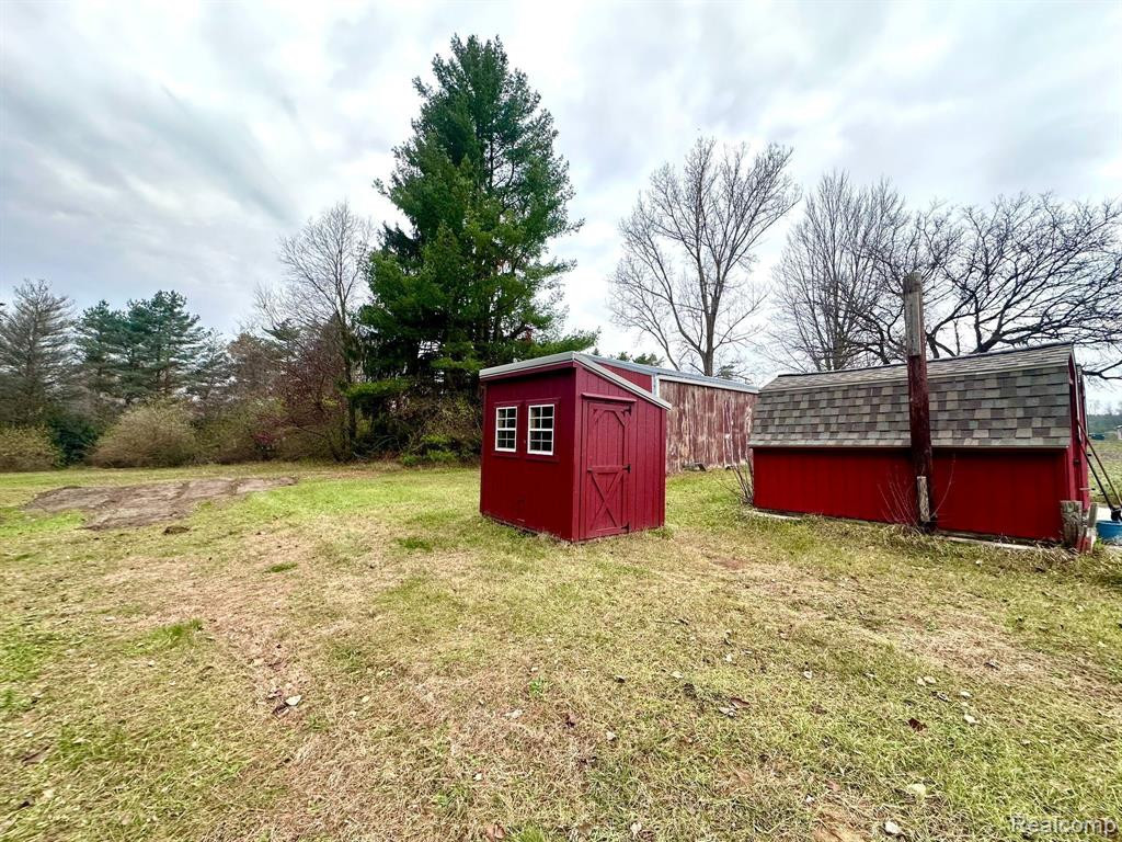 11943 SPEAKER Road, Brockway, MI 48097 — Photo 28