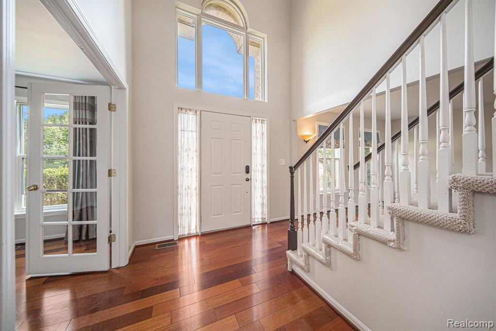 3965 MARBLEWOOD Way, Ann Arbor, MI 48105 — Photo 4
