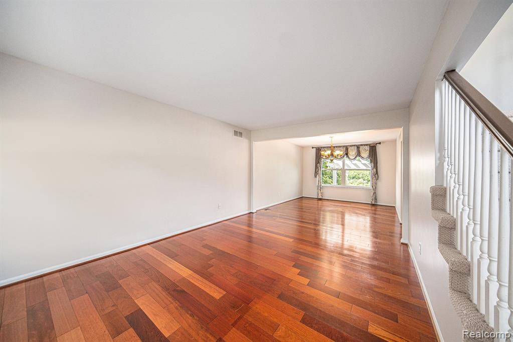 3965 MARBLEWOOD Way, Ann Arbor, MI 48105 — Photo 6