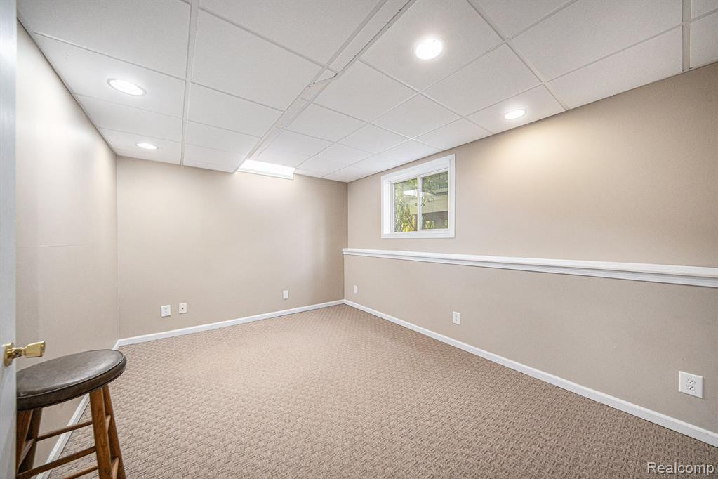 3965 MARBLEWOOD Way, Ann Arbor, MI 48105 — Photo 31