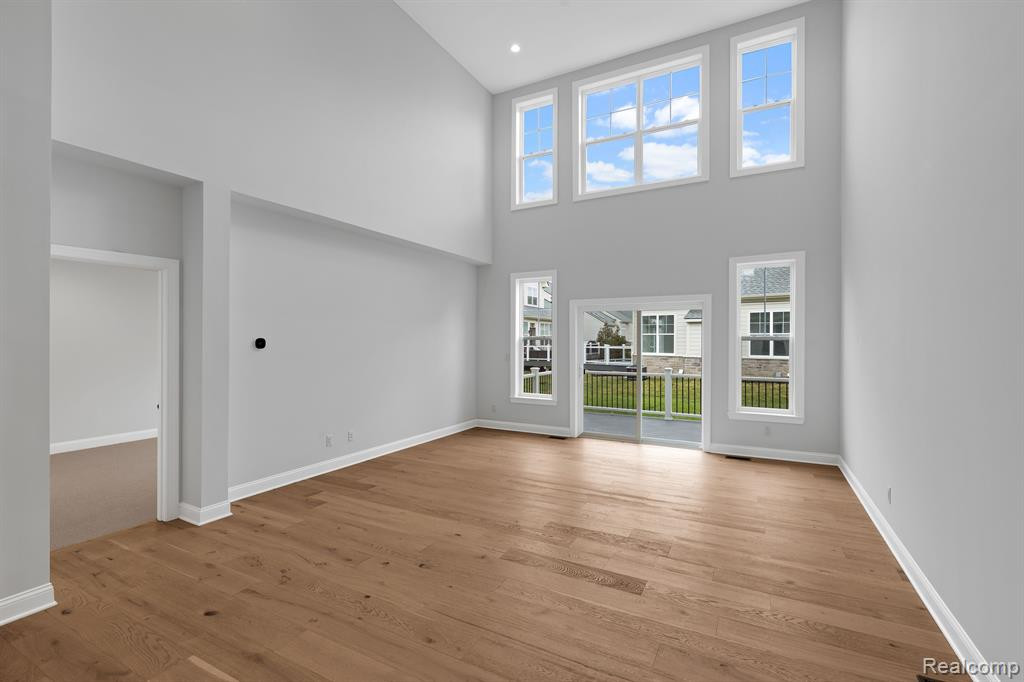3271 HAYSTER Drive, Ann Arbor, MI 48105 — Photo 7