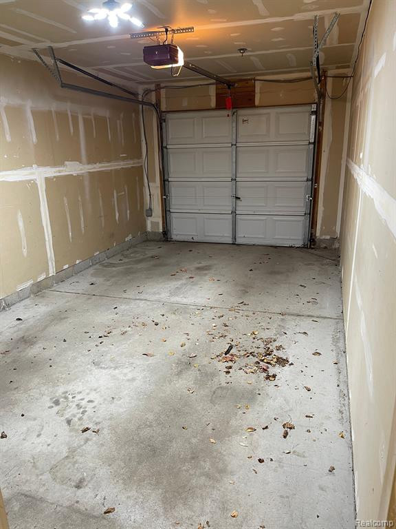 15659 STONE CROSSING Drive, Southfield, MI 48075 — Photo 21