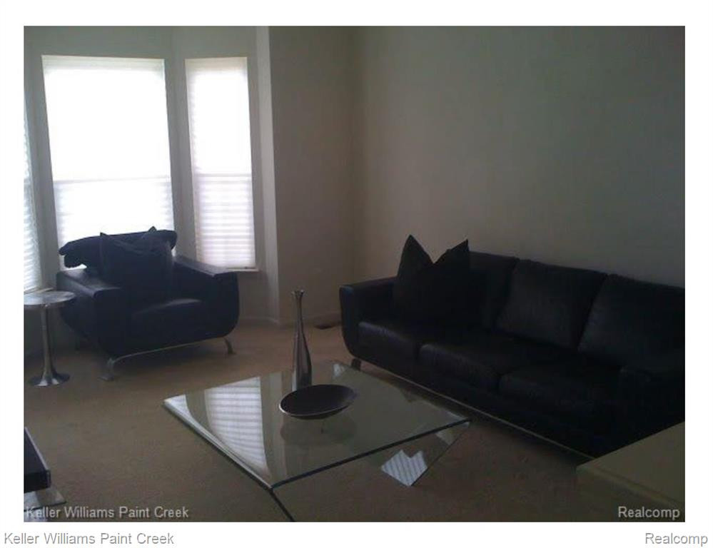 44733 GWINNETT Loop, Novi, MI — Photo 4