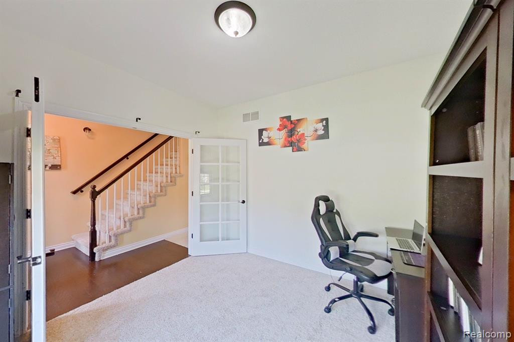 30903 ASBURY HILL Drive, New Hudson, MI 48165 — Photo 3