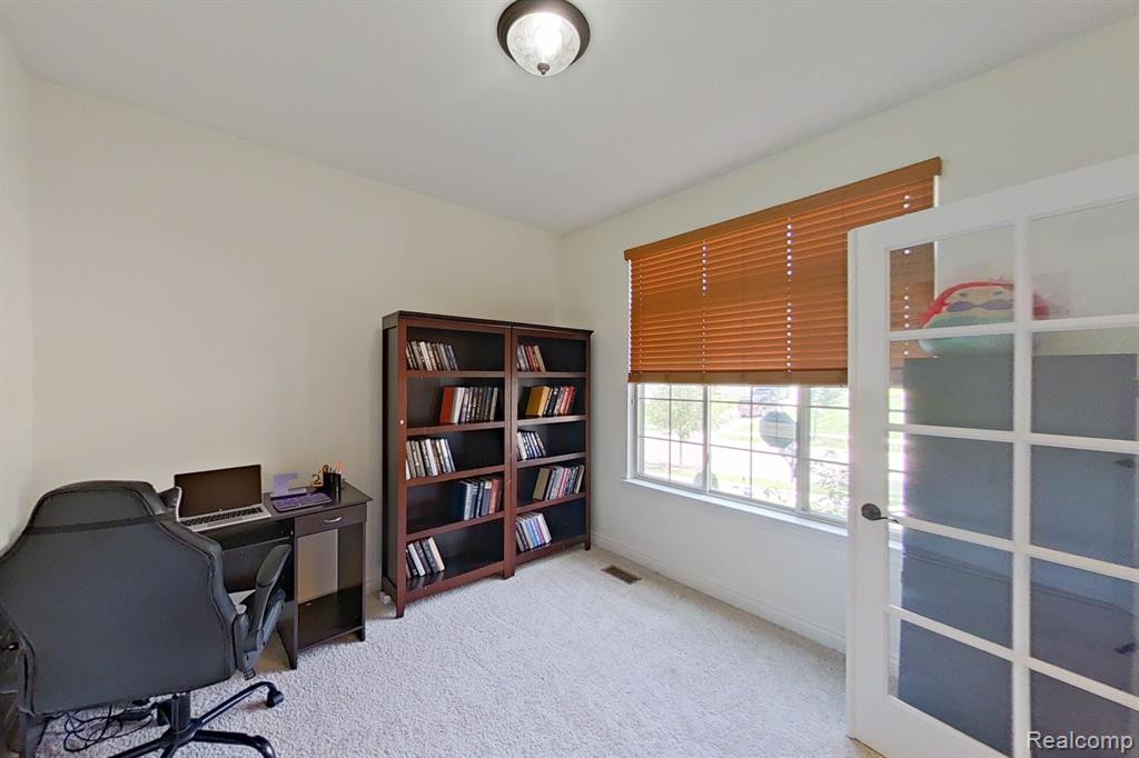 30903 ASBURY HILL Drive, New Hudson, MI 48165 — Photo 7