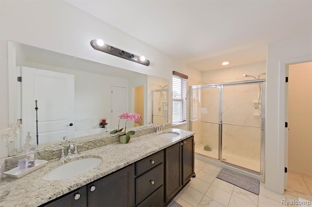 30903 ASBURY HILL Drive, New Hudson, MI 48165 — Photo 23