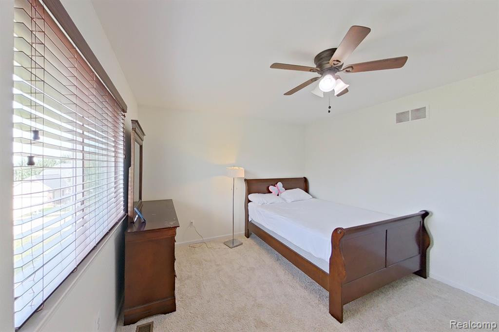 30903 ASBURY HILL Drive, New Hudson, MI 48165 — Photo 24
