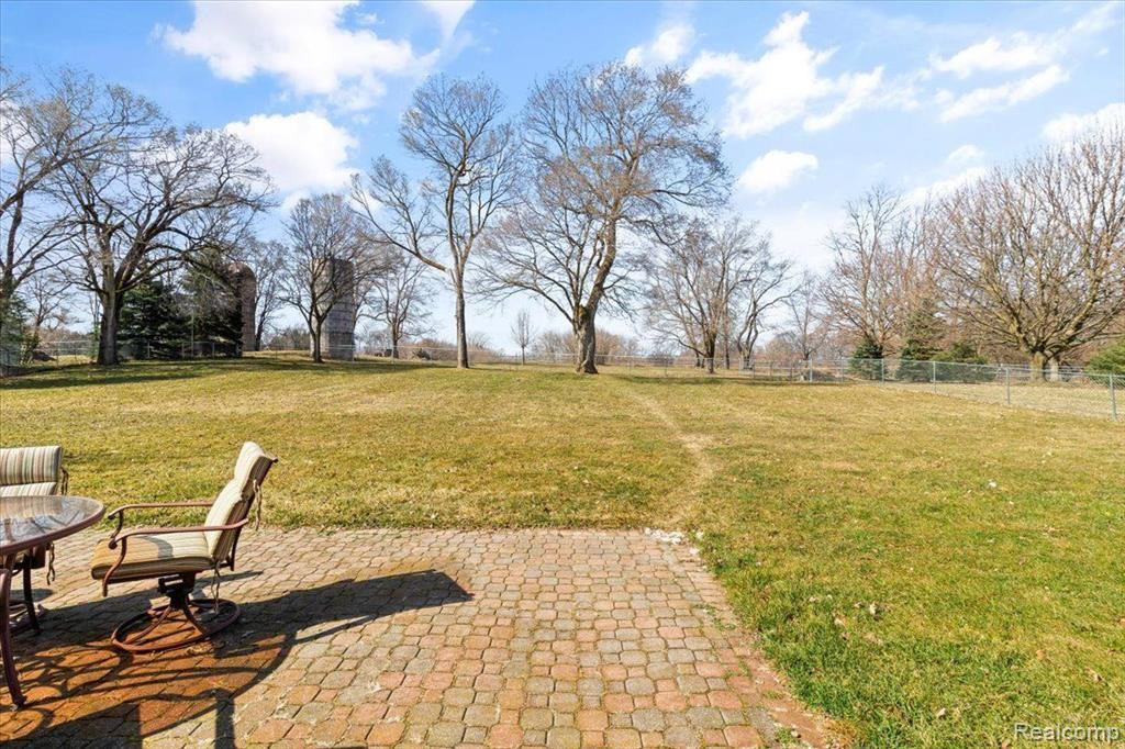 7055 ORMOND Road, Davisburg, MI 48350 — Photo 18