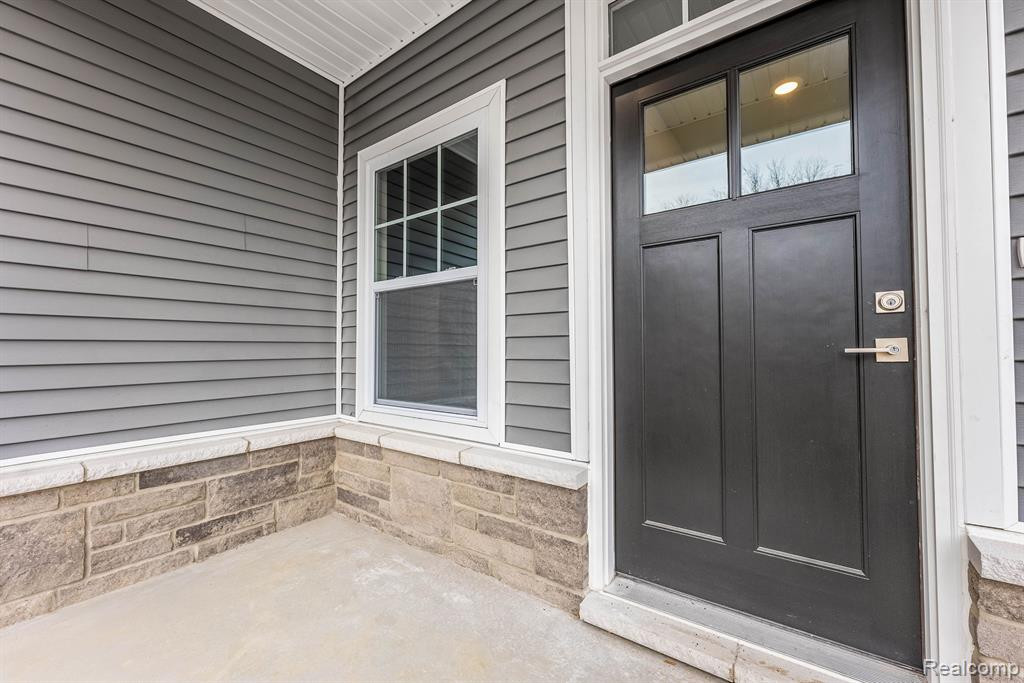 704 Ander Lane, 86, White Lake, MI — Photo 4
