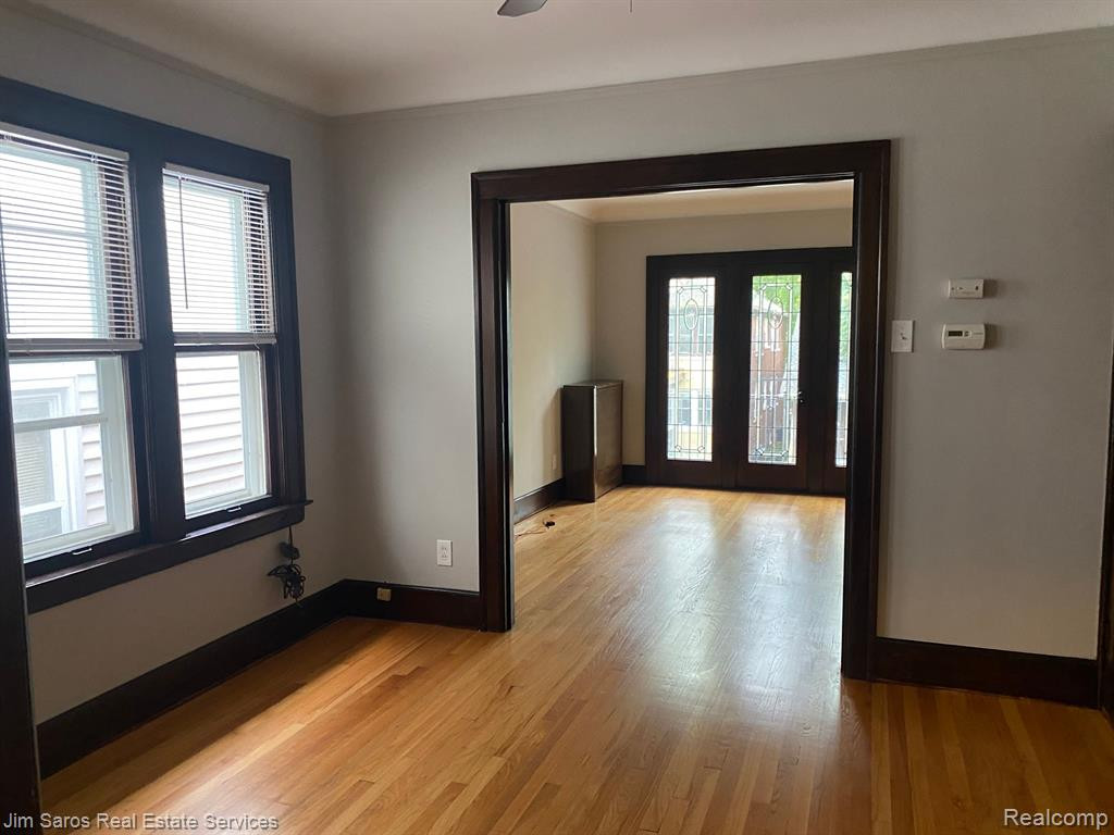 848 BEACONSFIELD Avenue, Grosse Pointe Park, MI 48230 — Photo 3