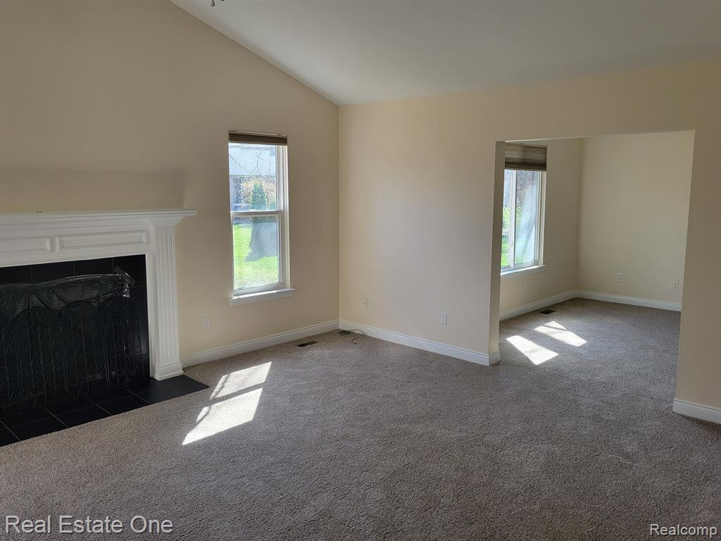6174 BRITTANY TREE Drive, Troy, MI 48085 — Photo 11