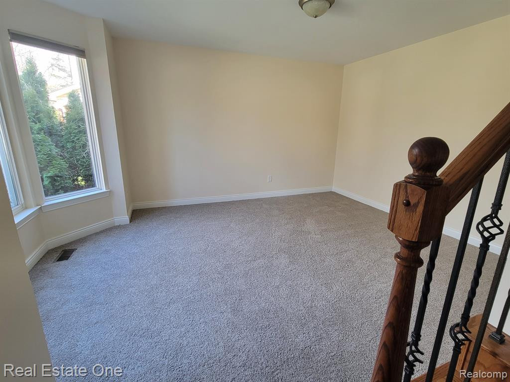 6174 BRITTANY TREE Drive, Troy, MI 48085 — Photo 15