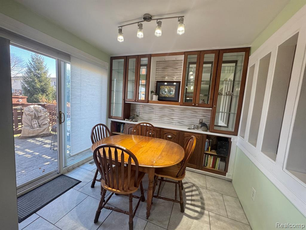 723 CAPE COD, South Lyon, MI 48178 — Photo 7