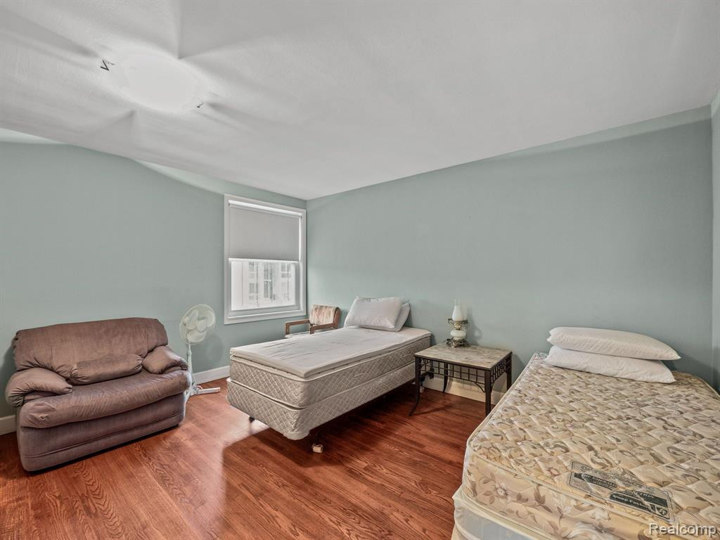 4030 W 13 MILE Road, H3, Royal Oak, MI 48073 — Photo 11