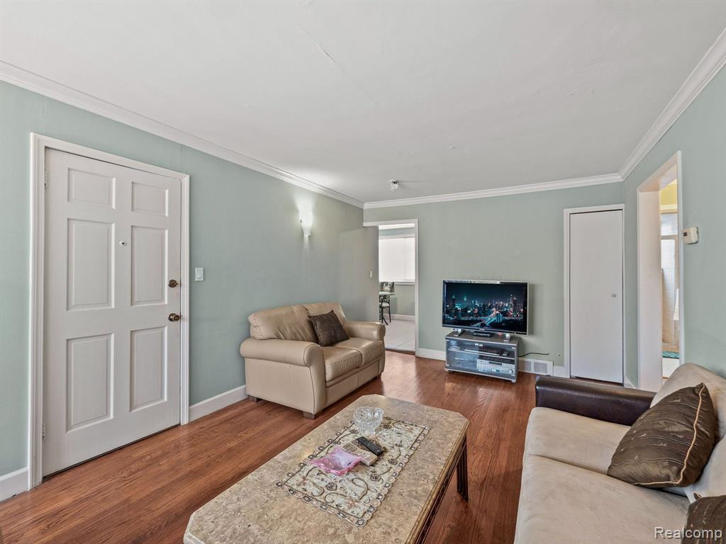 4030 W 13 MILE Road, H3, Royal Oak, MI 48073 — Photo 5